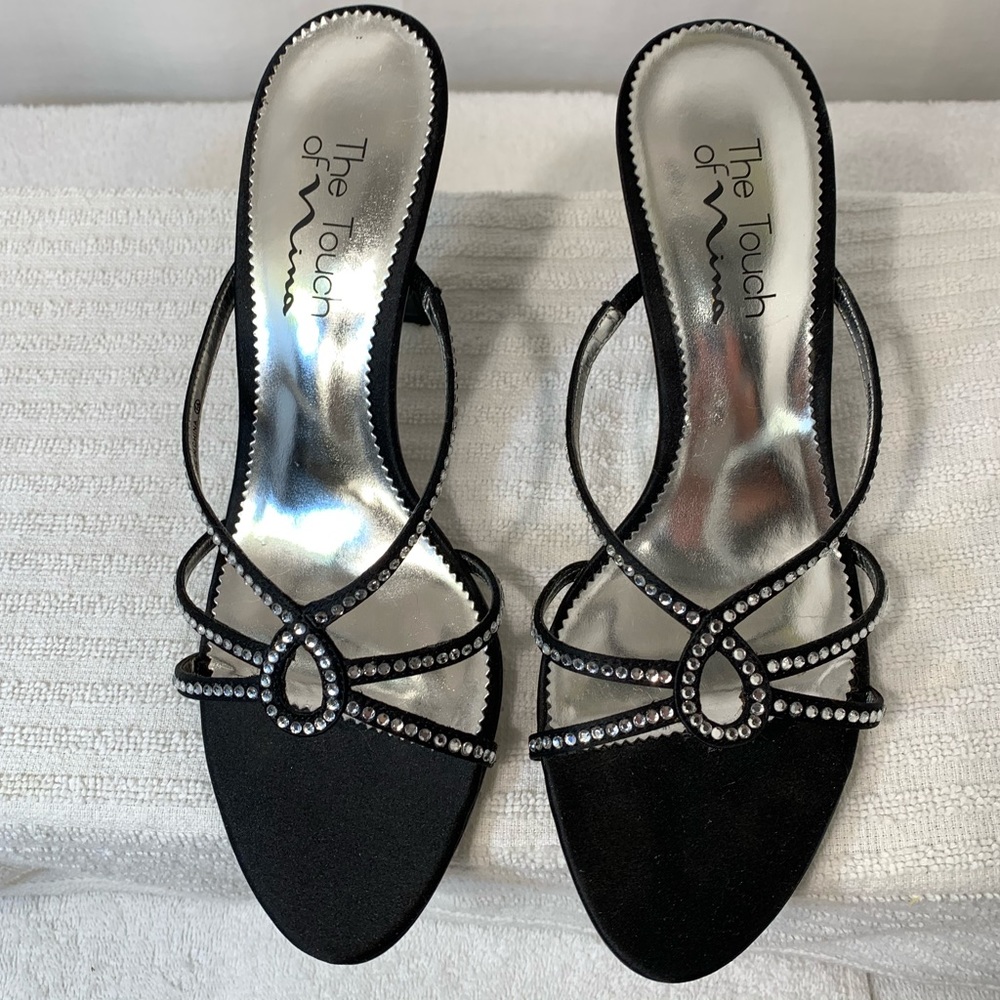 The touch of Nina strappy heals